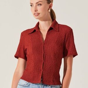 The Label Puckered Short Sleeve Top In Rust